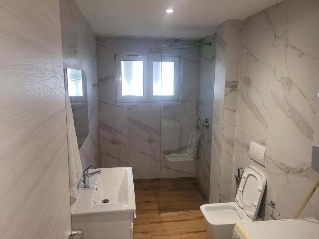Central Apartment *